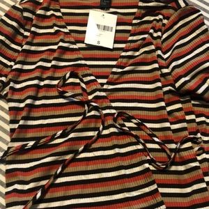 Women’s size s wrap shirt